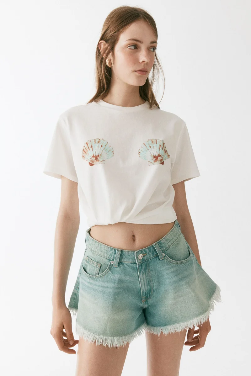 Appliquéd T-shirt