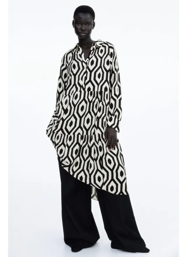 Black and White Floral V-Neck Midi Shirt Dress – image 4