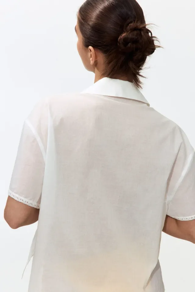 White Lace-Trimmed Cotton Beach Shirt for Women – image 4