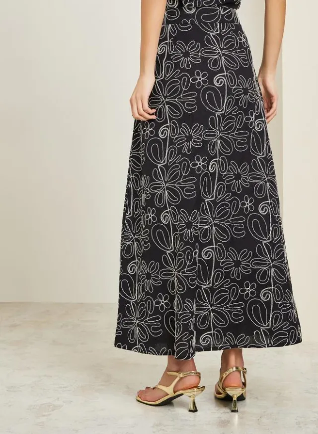 Embroidered Maxi Skirt Black – image 4