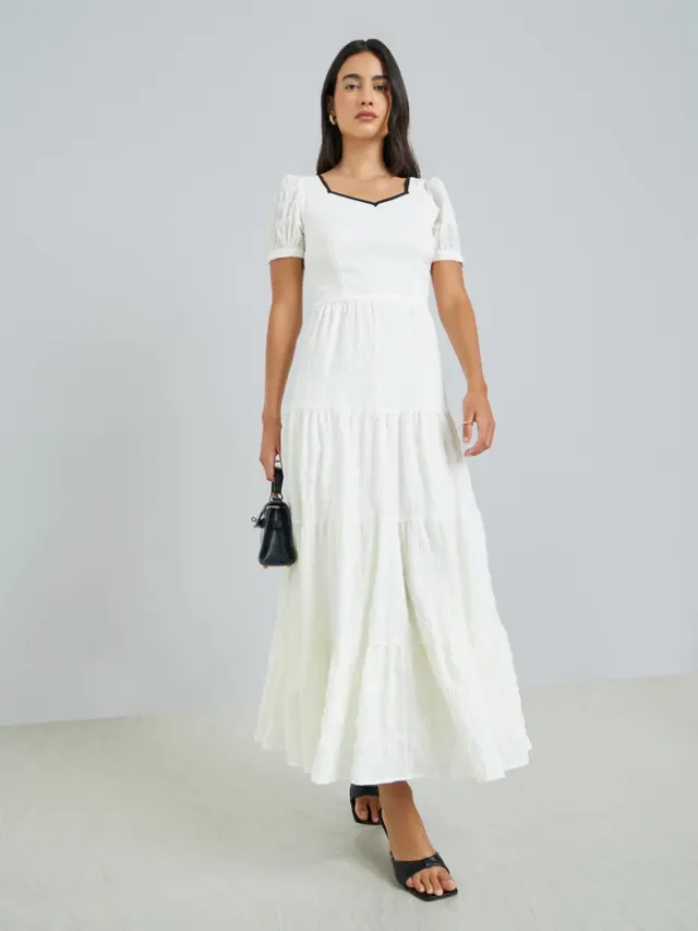 Textured Sweetheart Neck Maxi Dress Cream – image 2