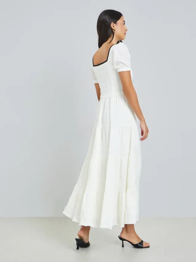 Textured Sweetheart Neck Maxi Dress Cream – image 5