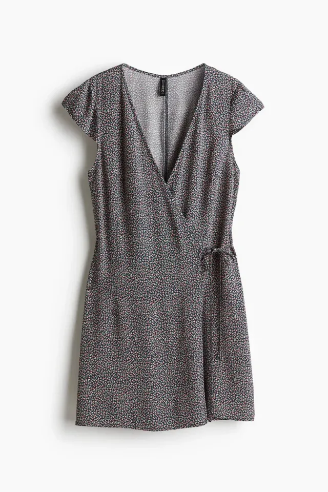 Dark Floral Mini Wrap Dress with Cap Sleeves and Crêpe Weave – image 5