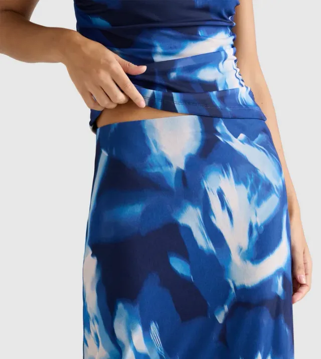 Mesh Maxi Skirt – image 4