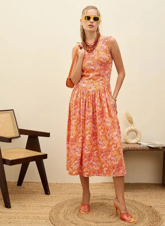 Paisley Print Sleeveless Midi Dress – image 2