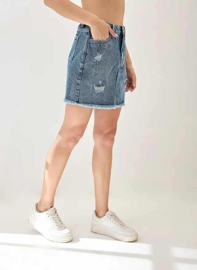 Globus Women's Mid-Rise Distressed Frayed Hem Denim Mini Skirt – image 4