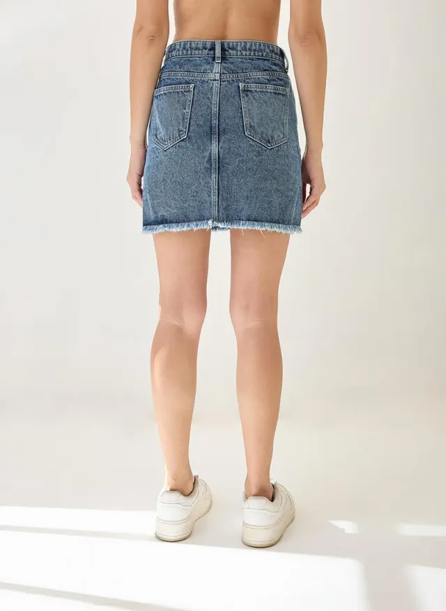Globus Women's Mid-Rise Distressed Frayed Hem Denim Mini Skirt – image 6