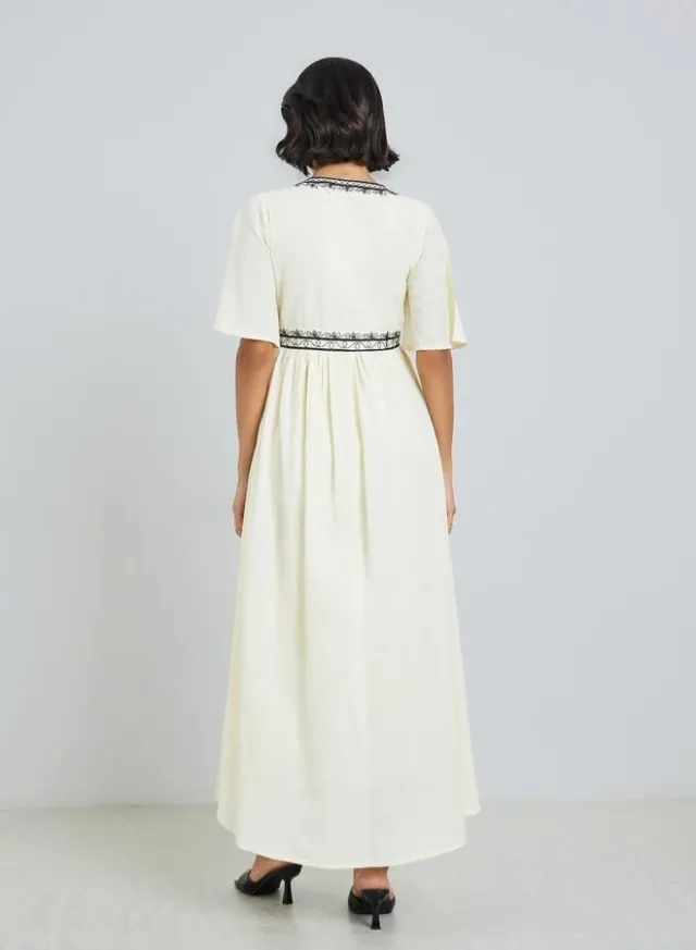 Embroidered A-Line Maxi Dress Cream – image 6