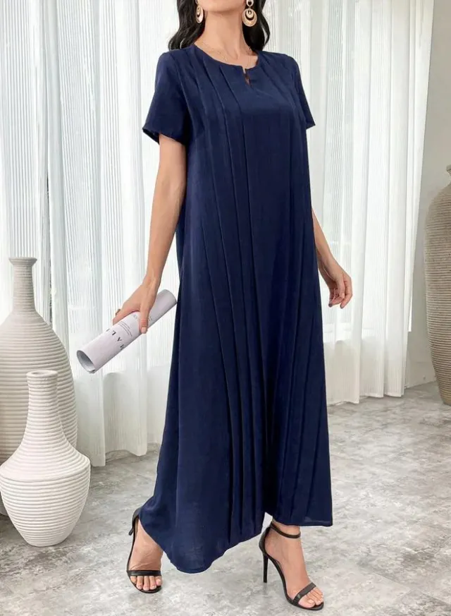 Women's Pleated Round Neck Maxi Dress – image 6