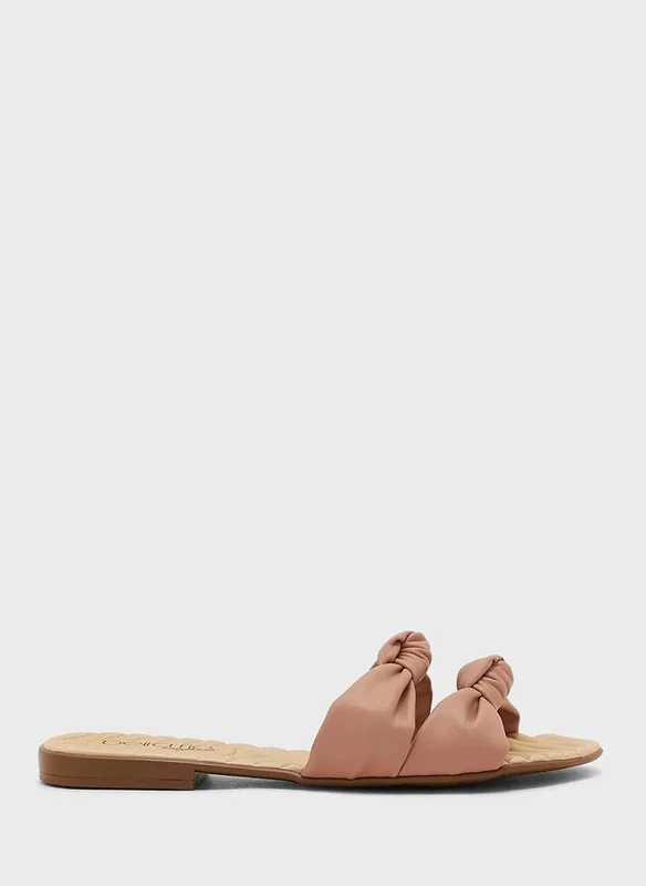 Beira Rio Flat Sandals