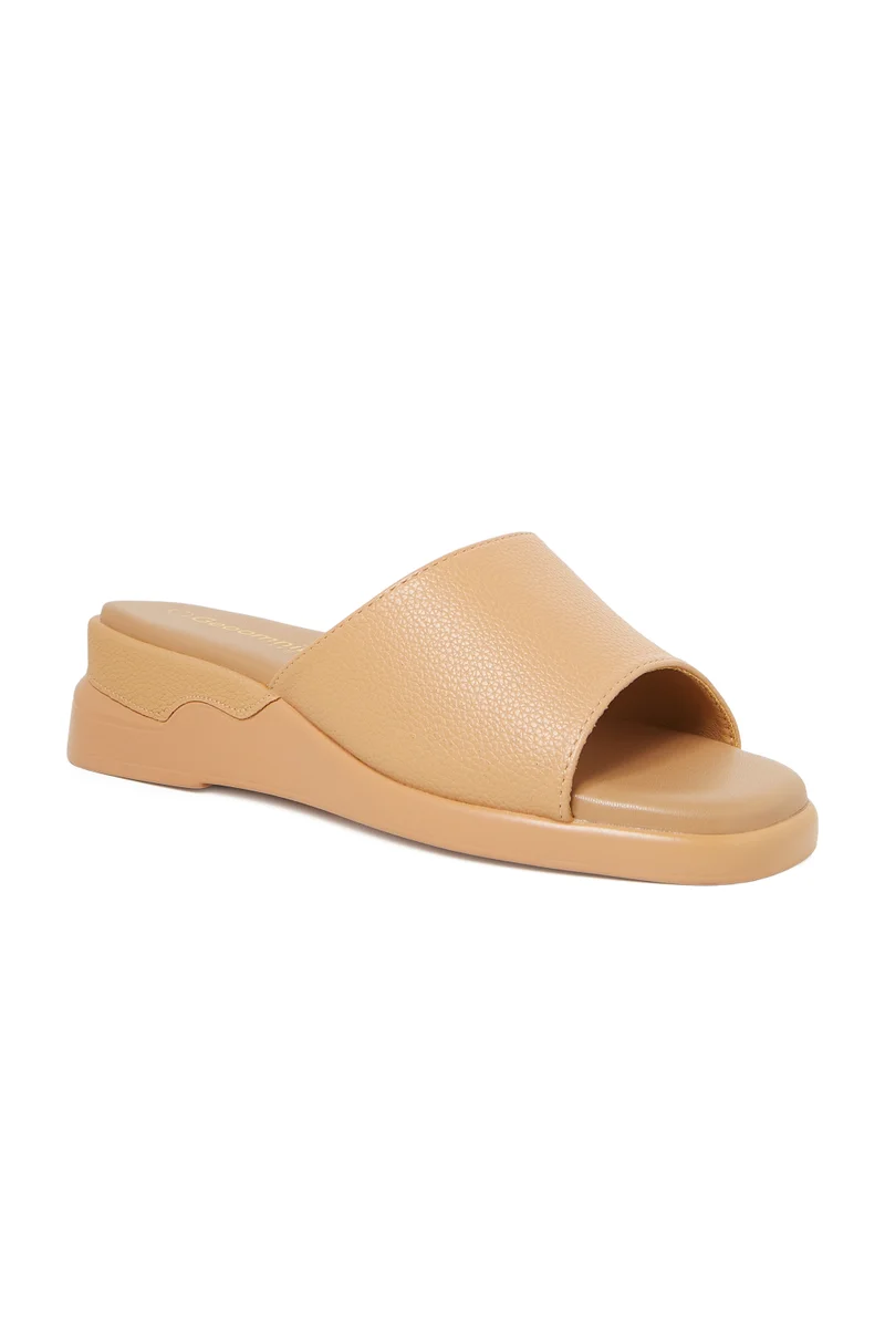 GEOOMNII Women's Slip-On Comfort Sandals BEIGE