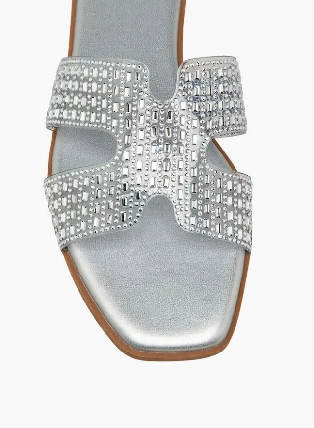 Women Embellished Slip-On Flat Sandals – image 4
