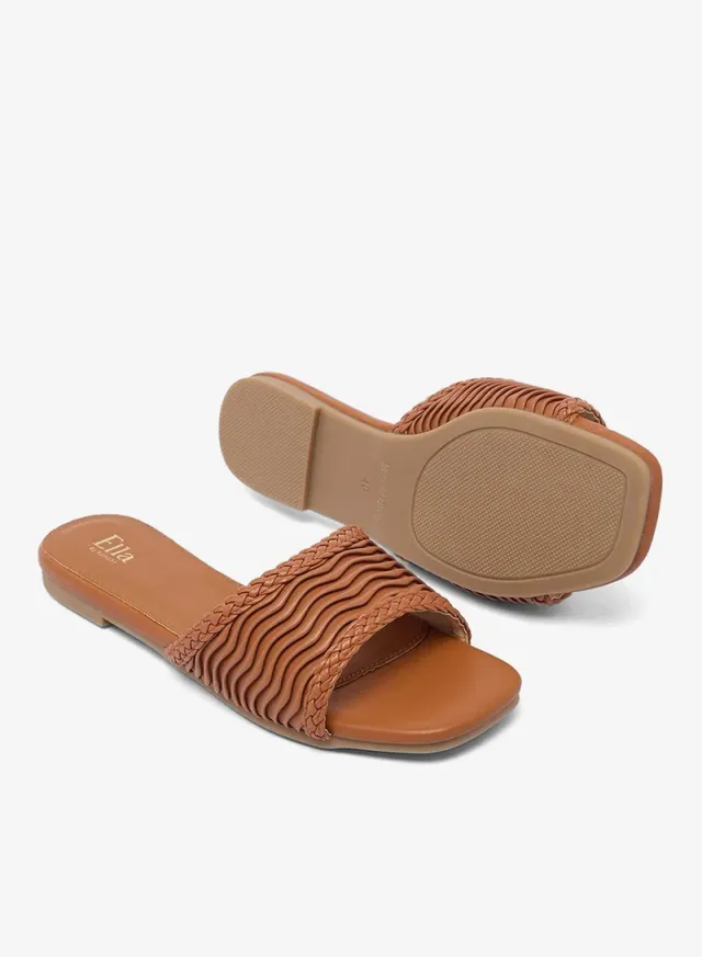 Crochet Flat Sandals – image 3