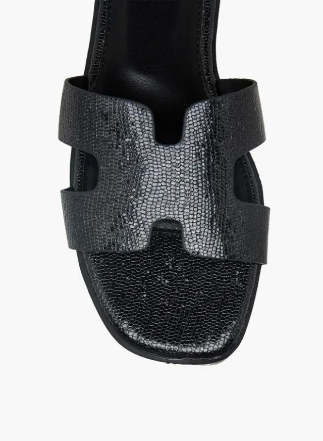 Women's Textured PU Slide Sandals with H-Shaped Straps – image 4