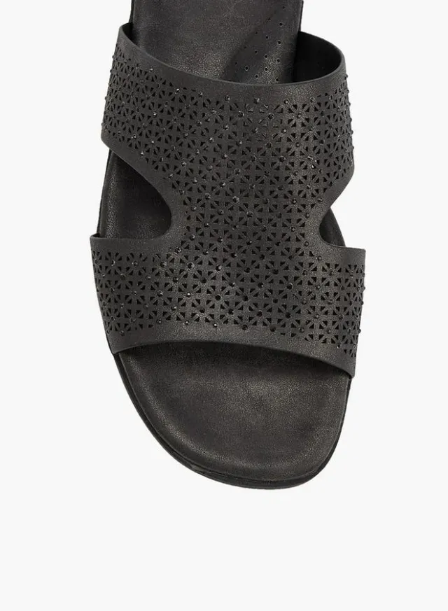 Women's Slip-On Sandals – image 4