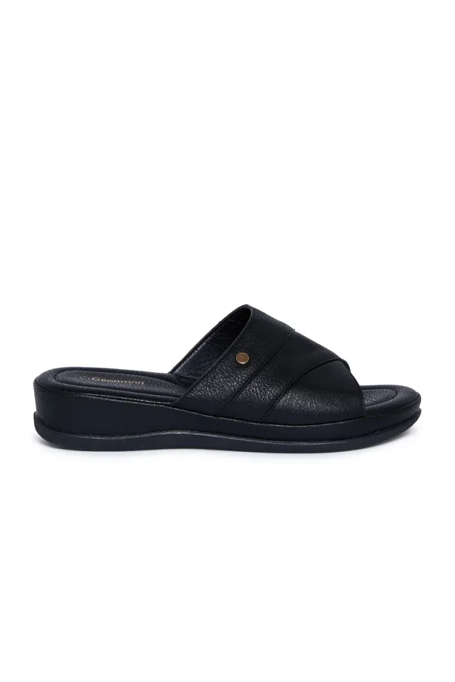 Geoomnii Women's Comfort Slide Sandals – image 2