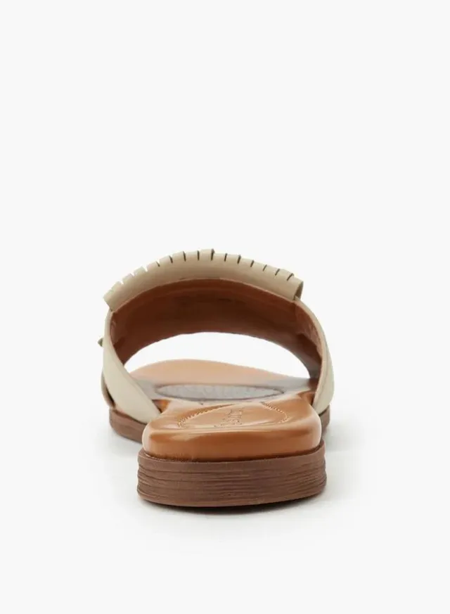 Women Fringed Embellished Slip-On Sandals – image 4