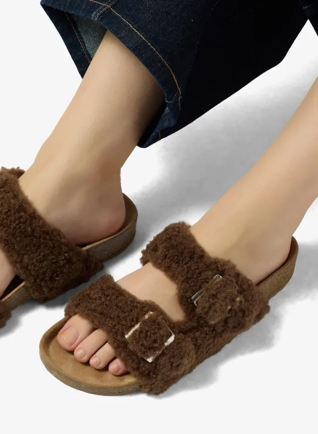 Cork Faux Fur Flat Sandals – image 6