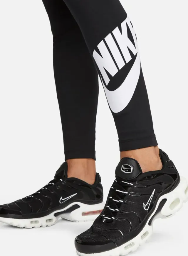Nike Women's Classic High-Rise Tights – image 4