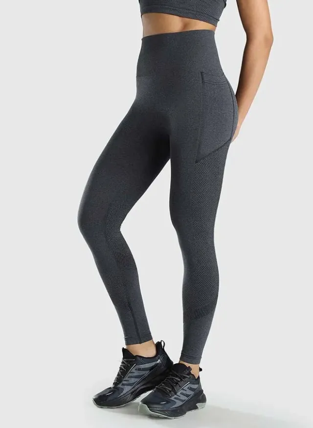 Seamless Leggings with Pockets – image 4