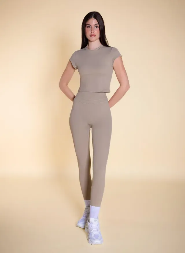 Detailed Soft Touch Leggings – image 2