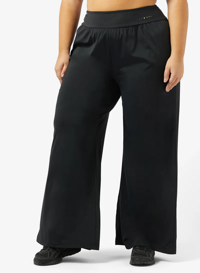 FRWD Plus High Rise Soft Touch Straight Fit Pants