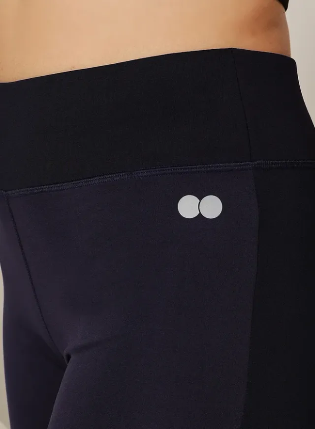 ليجنز رياضي أزرق داكن مع إدخال شبكي – صورة 4