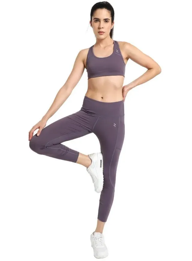 Women's Pocketed 7/8 Legging – image 4