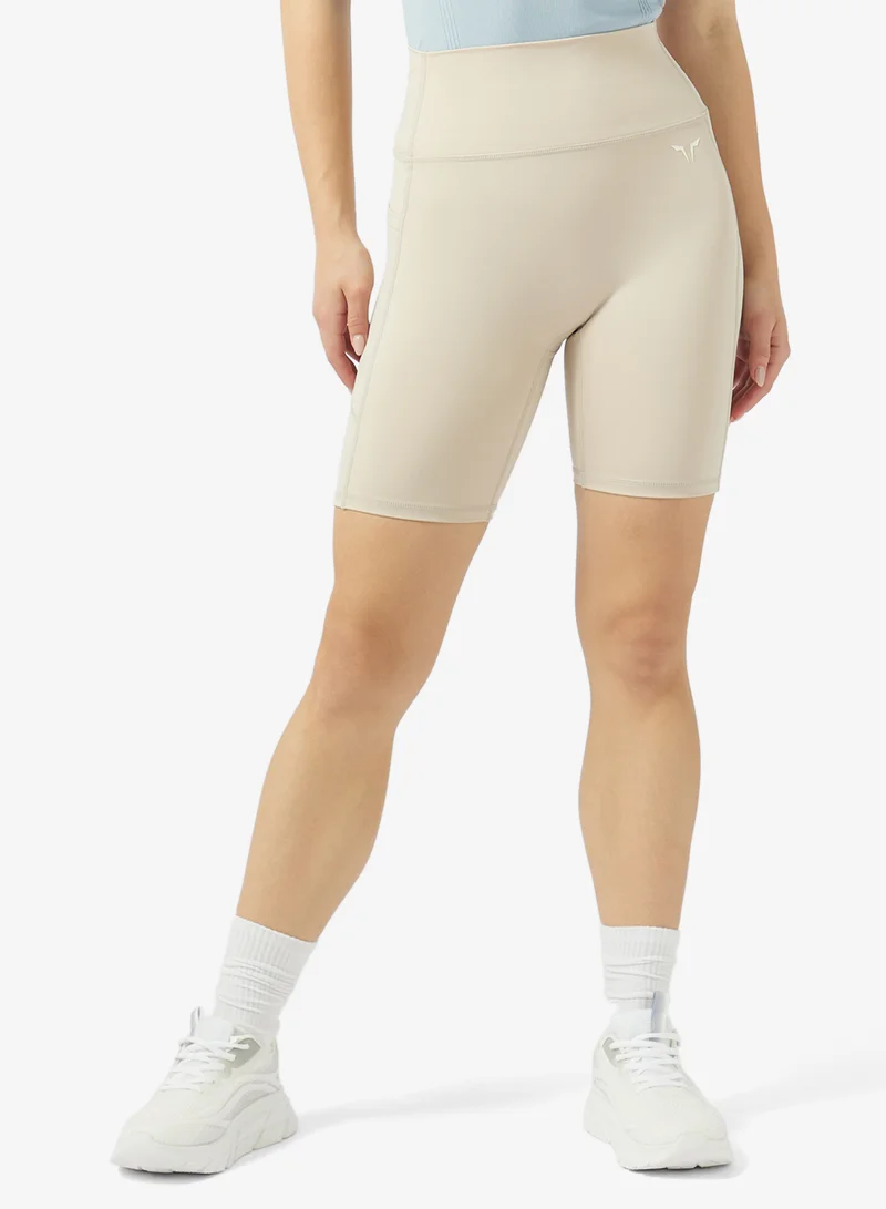 7" High-Rise Shorts