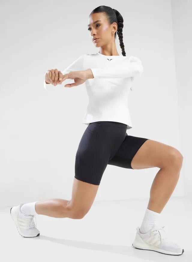 7" High-Rise Training Shorts for Women - Silver Lining – image 4