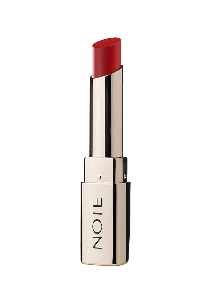 Iconic Matte Lipstick 112 Powerful