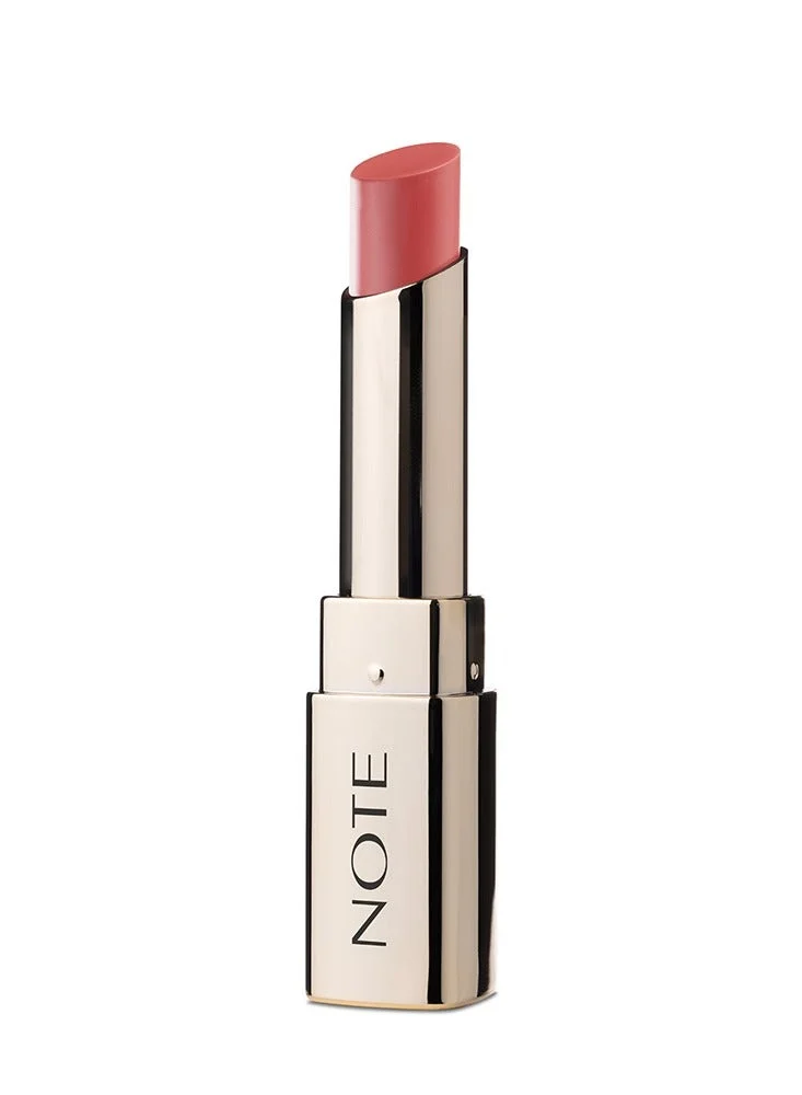 Iconic Matte Lipstick Dreamer