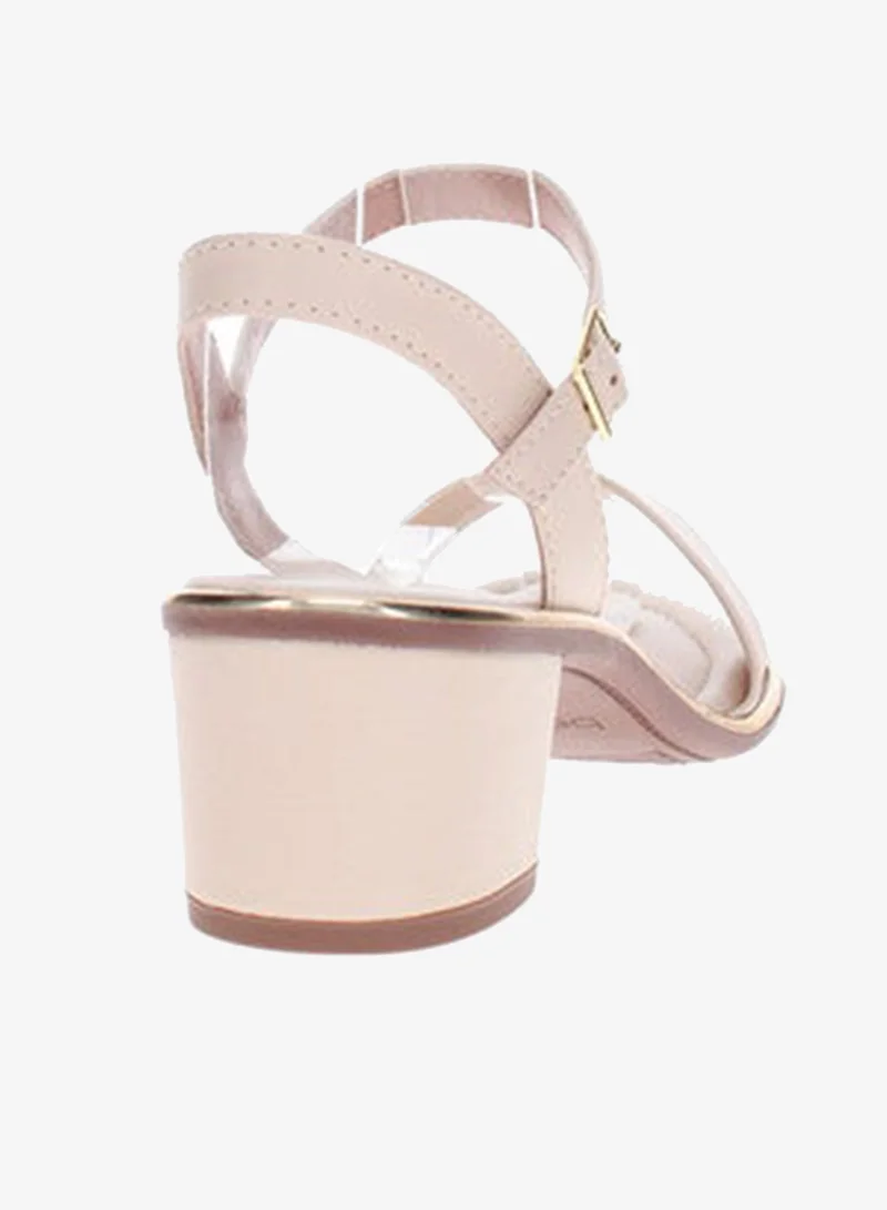 صنادل بيرا ريو بكعب منخفض للنساء كريمي | صنع في البرازيل