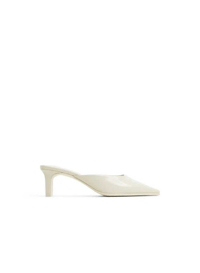 ZAHRAA Glossy Mule Heels