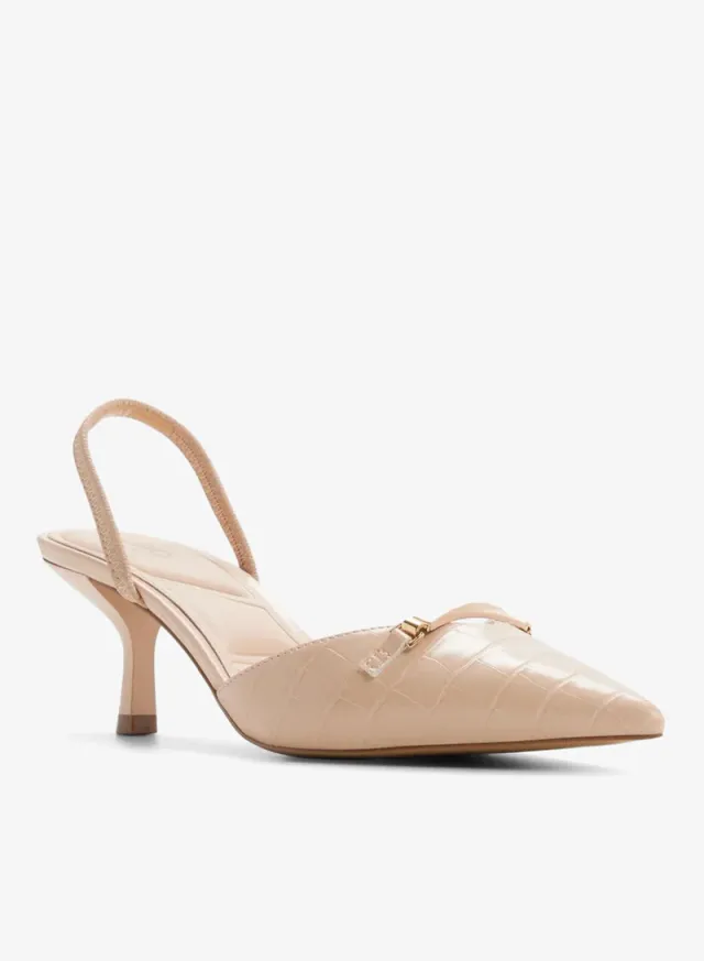 Metal Accent Pointed Toe Pumps – image 4