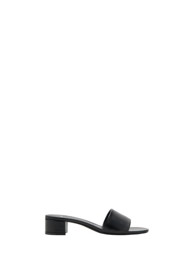 Block Heel Strap Sandals