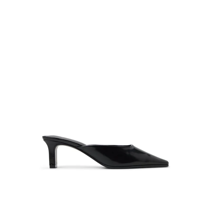 ZAHRAA Glossy Mule Pumps