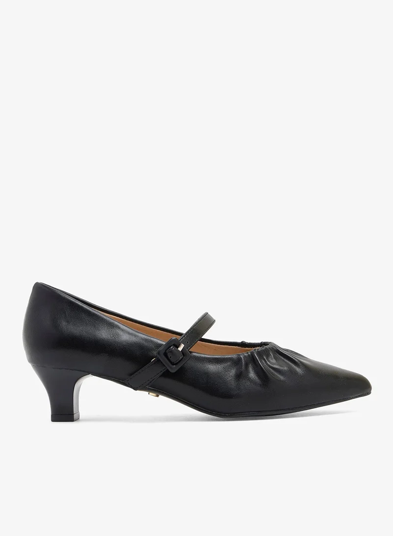 Reena Re-Pumps
