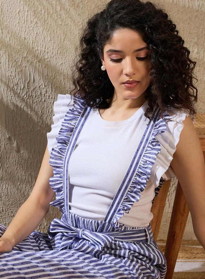 جمبسوت مخططة بتفاصيل حمالات مزينة بكشكش