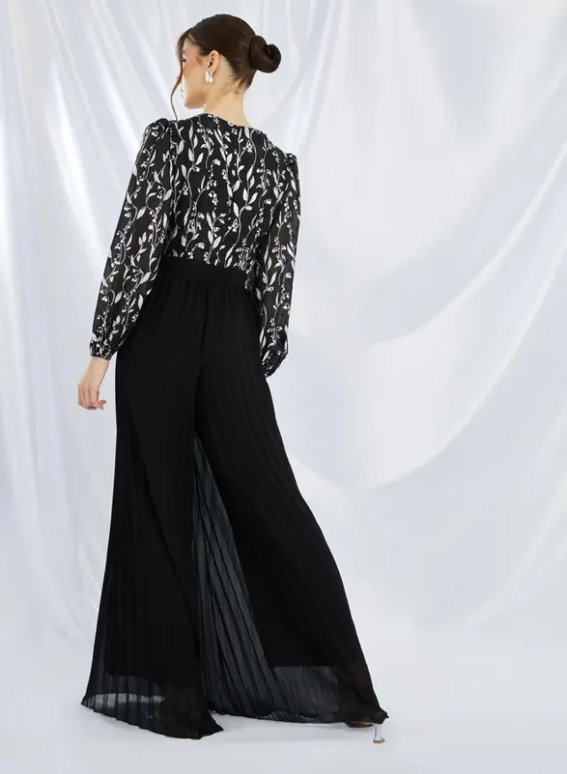 Black Textured Long-Sleeve V-Neck Wide-Leg Jumpsuit – image 4