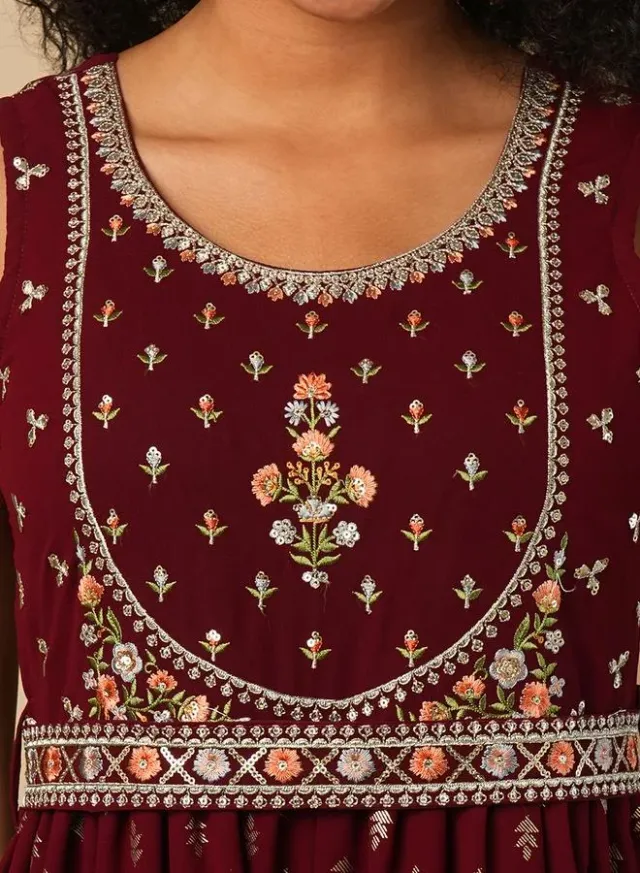 Red Floral Embroidered Pleated Jumpsuit with Belt – image 4