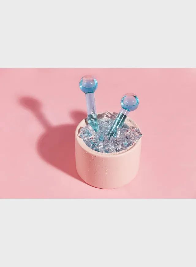 Clear Ice Globe Hair Clip with Blue Bead Detail – image 2