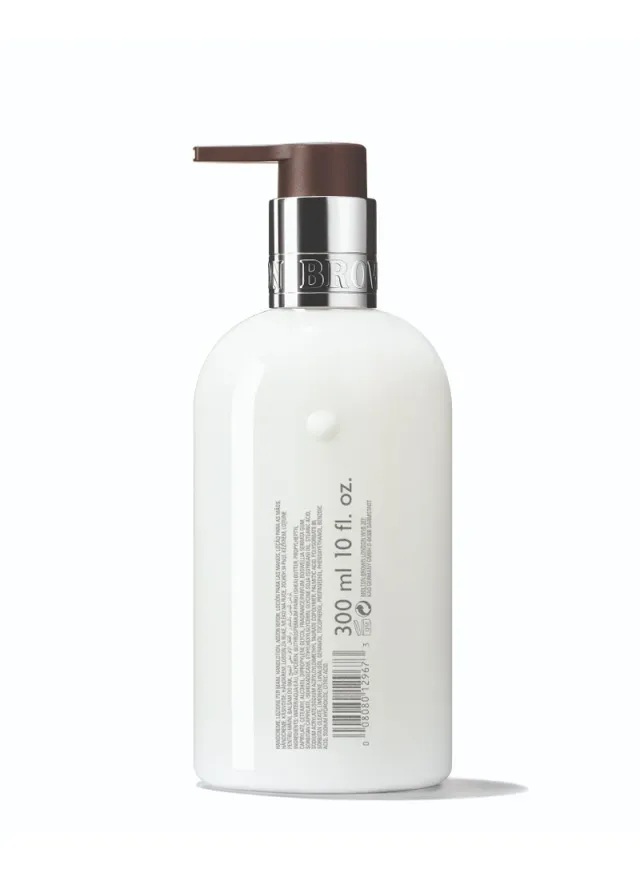 FESTIVE FRANKINSCENSE & ALL SPICE HAND LOTION 300ML – image 2