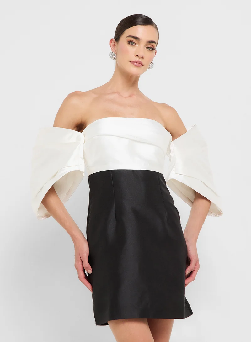 Eclat Luxe Off Shoulder Exaggerated Sleeves Dress