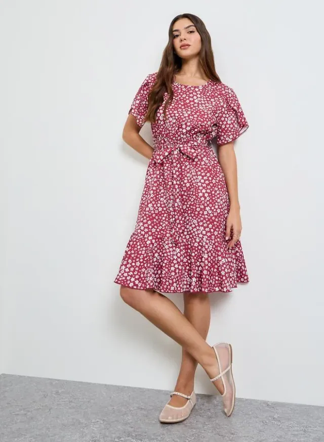 A-Line Ditsy Print Knee-Length Dress Red