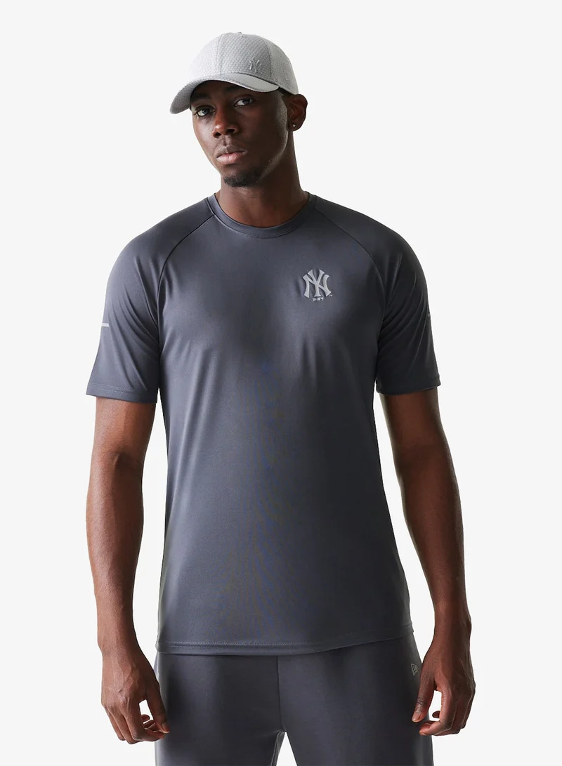 New York Yankees MLB Core Plus T-Shirt