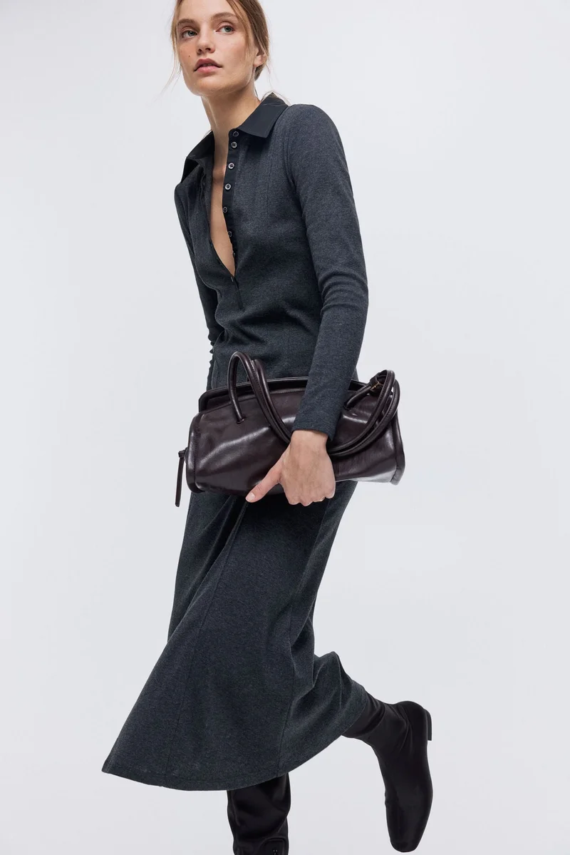 فستان بولو محبوك بنعومة