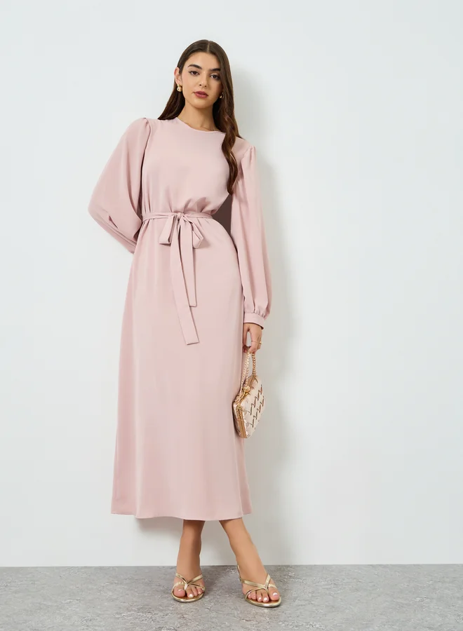 فستان ماكسي نسائي وردي بأكمام بالون وخط