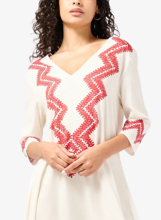 Off-White Chevron Embroidered Kaftan Dress with V Neck and 3/4 Sleeves – image 3