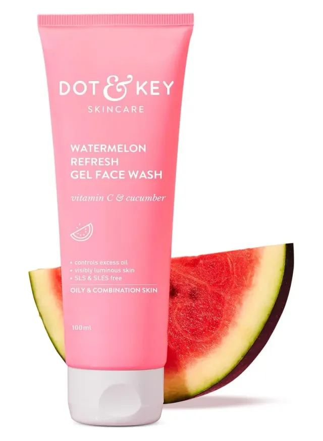 Dot & Key Vitamin C Super Bright Foaming Face Wash Travel 80ml